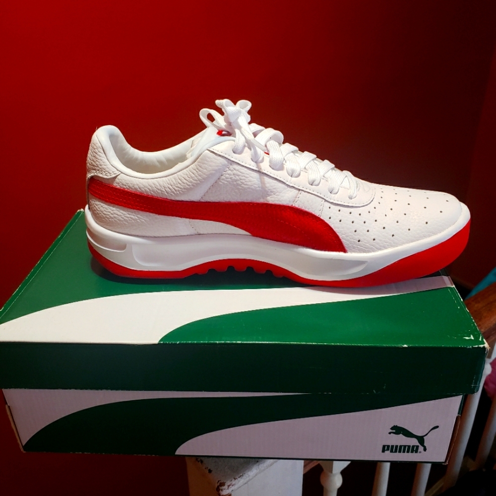 Puma tennis Unisex size 7-1/2